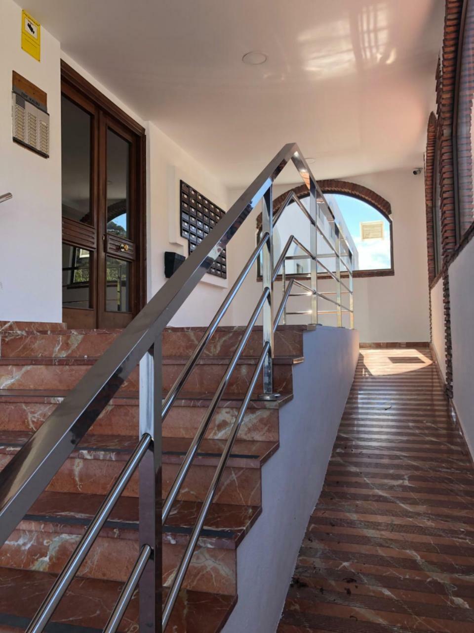 Malibu Playa Apartamento ベナルマデナ エクステリア 写真