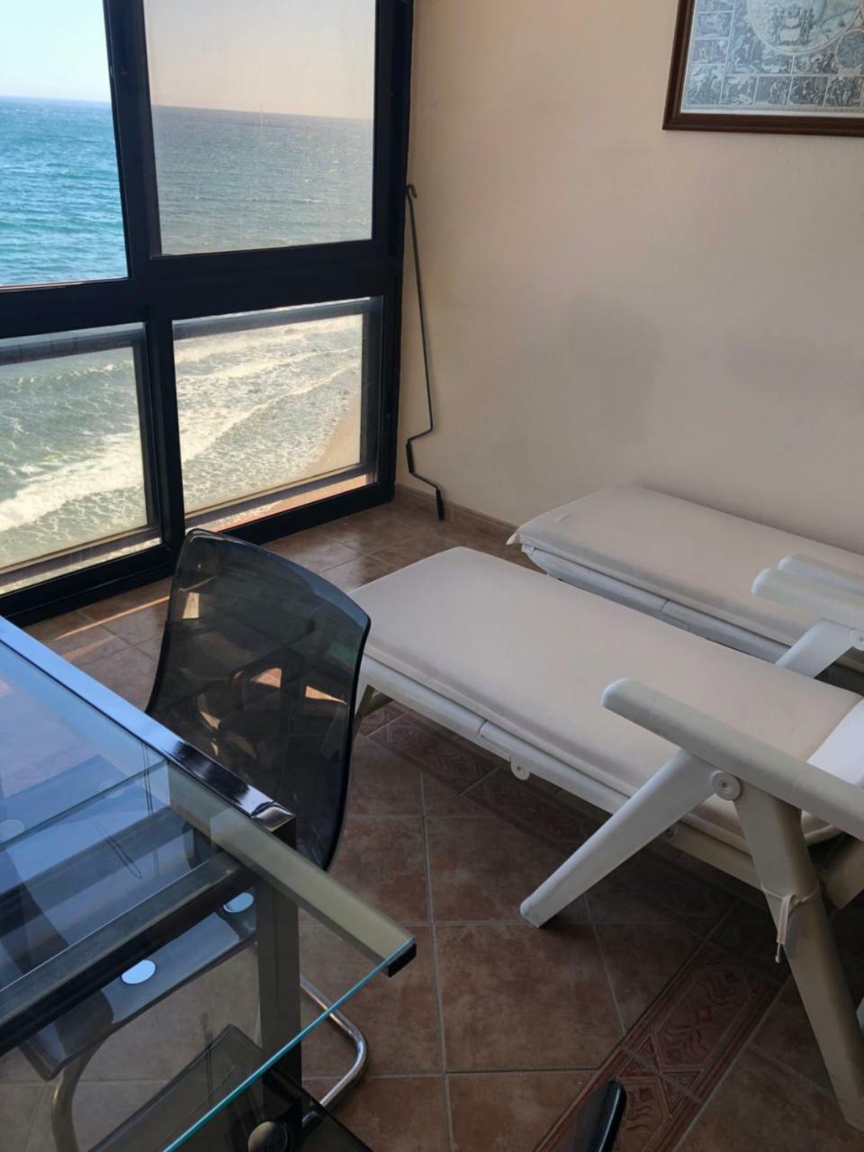 Malibu Playa Apartamento ベナルマデナ エクステリア 写真